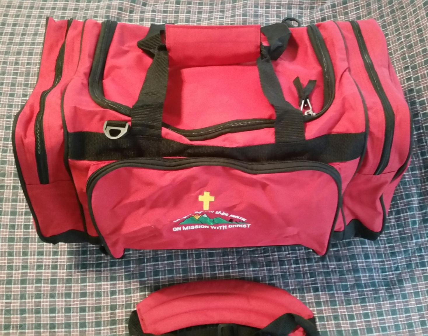 size: 22L x 12W x 11H inches.